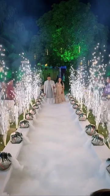 Cloud & Smoke Entry by Sanjeevya Events